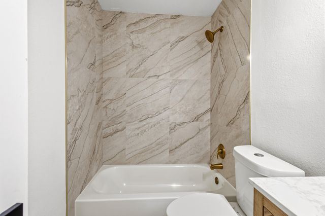 2528 Springvale Drive, Farmers Branch, TX 75234