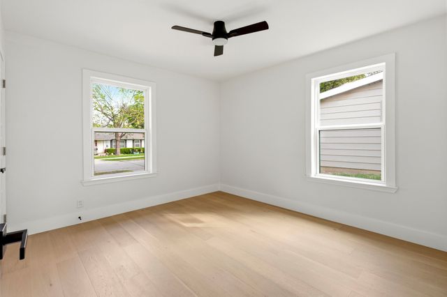 2528 Springvale Drive, Farmers Branch, TX 75234