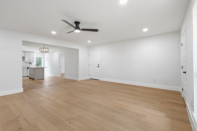 2528 Springvale Drive, Farmers Branch, TX 75234