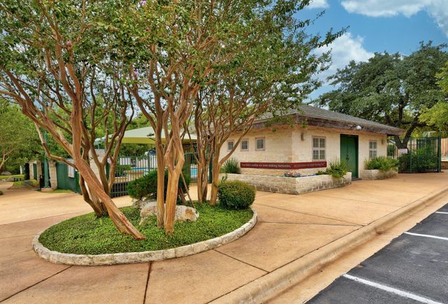 11313 Menodora DR, Austin, TX 78748