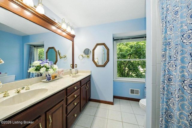 1303 Limestone Trace, Louisville, KY 40223
