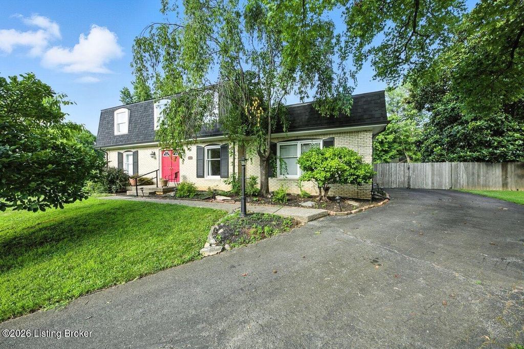 1303 Limestone Trace, Louisville, KY 40223