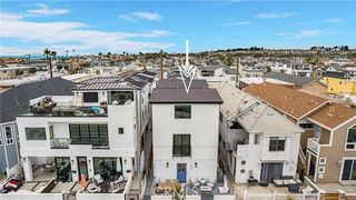 215 32nd Street A, Newport Beach, CA 92663