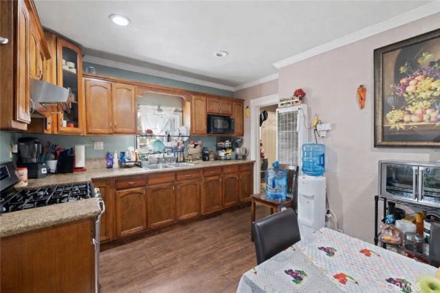 2208 Mortimer, Huntington Park, CA 90255