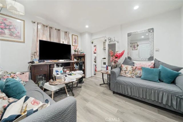 2208 Mortimer, Huntington Park, CA 90255