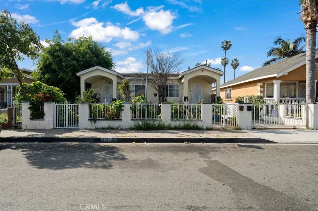 2208 Mortimer, Huntington Park, CA 90255