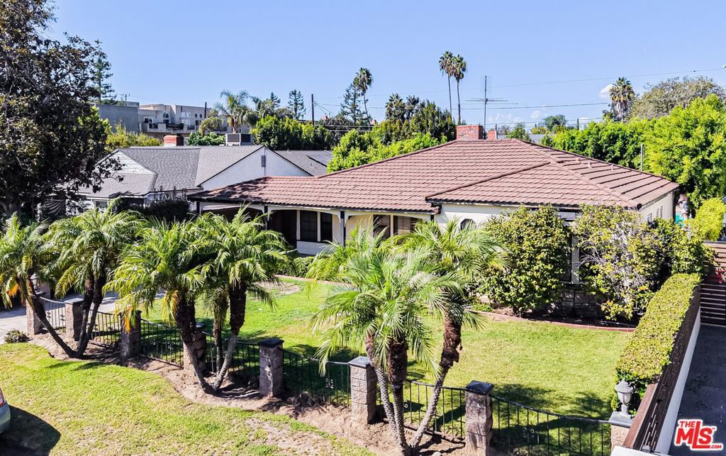 4839 Cartwright Avenue, North Hollywood, CA 91601 — exterior