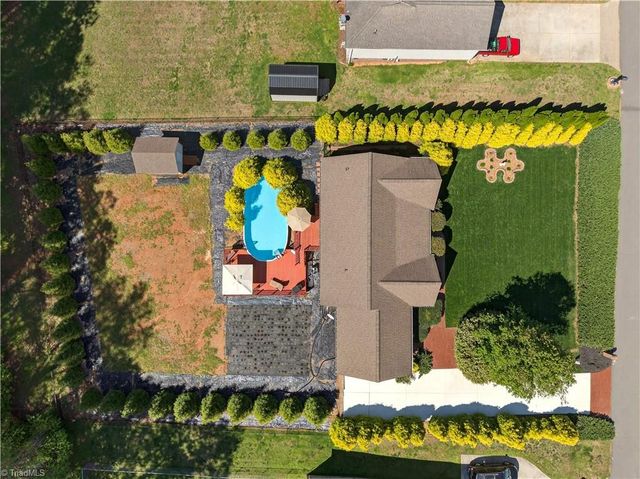 176 Foy Lane, Statesville, NC 28625