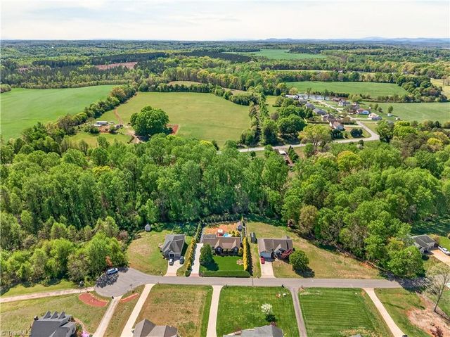 176 Foy Lane, Statesville, NC 28625