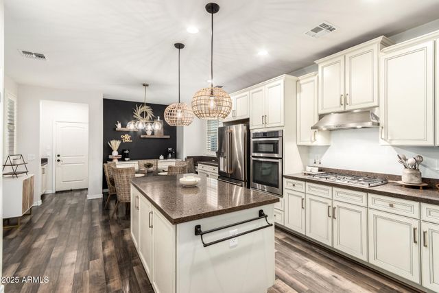 3581 E Weather Vane Road, Gilbert, AZ 85296