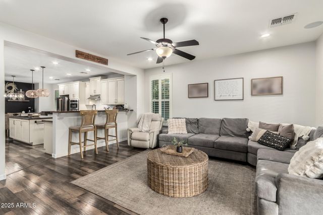 3581 E Weather Vane Road, Gilbert, AZ 85296