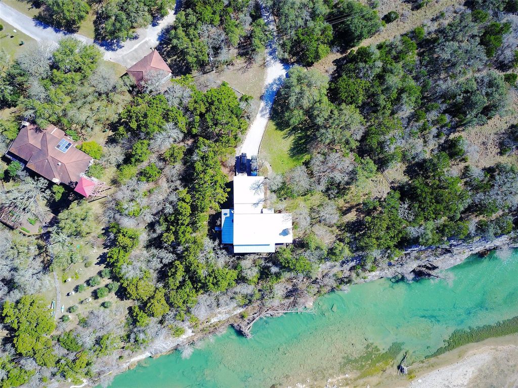212 Comanche CP, Kyle, TX 78640