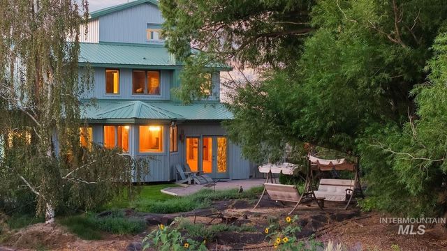 3540 China Ridge Dr, Kimberly, ID 83341