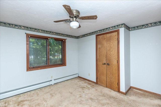 69 Peaslee Road, Merrimack, NH 03054