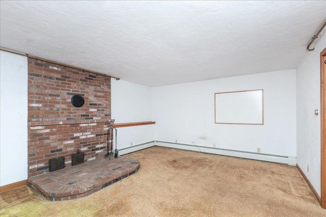 69 Peaslee Road, Merrimack, NH 03054