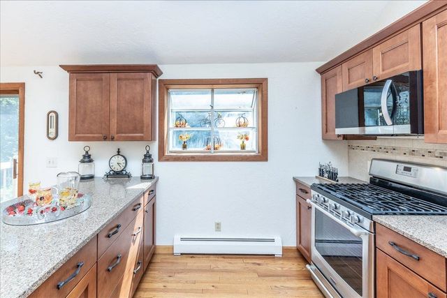 69 Peaslee Road, Merrimack, NH 03054