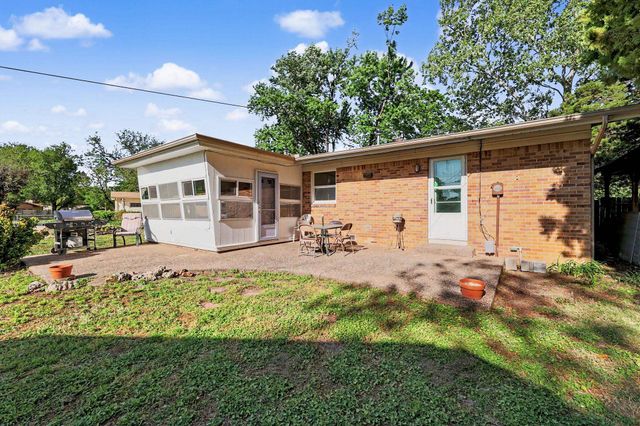2850 N Meridian Ave, Wichita, KS 67204