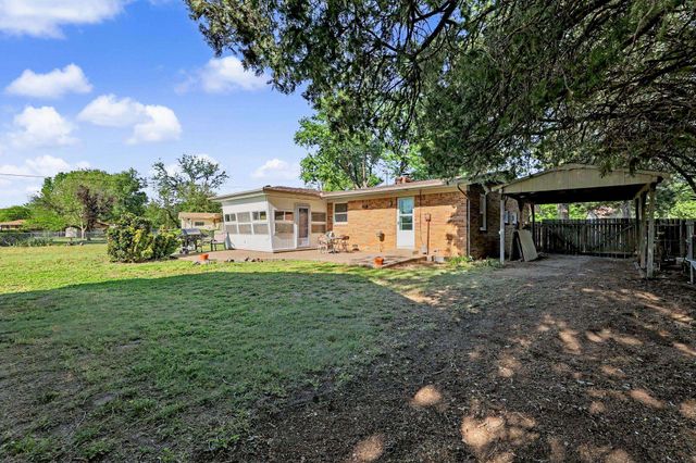 2850 N Meridian Ave, Wichita, KS 67204