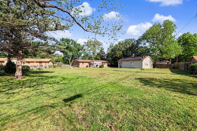 2850 N Meridian Ave, Wichita, KS 67204