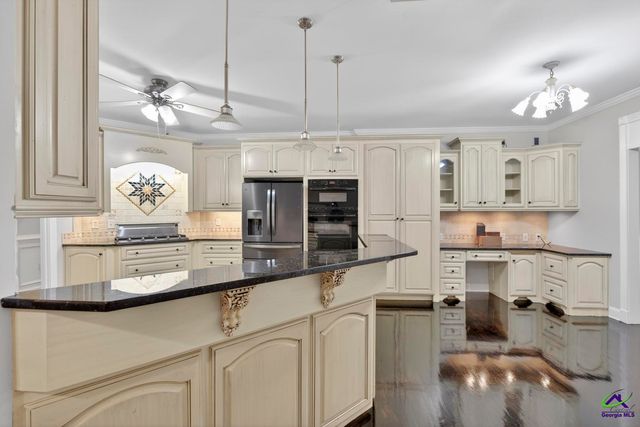 208 Huntington Court, Macon, GA 31210