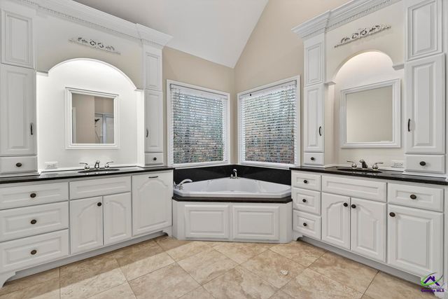 208 Huntington Court, Macon, GA 31210