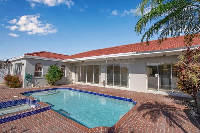 4706 61ST AVENUE DRIVE W, Bradenton, FL 34210