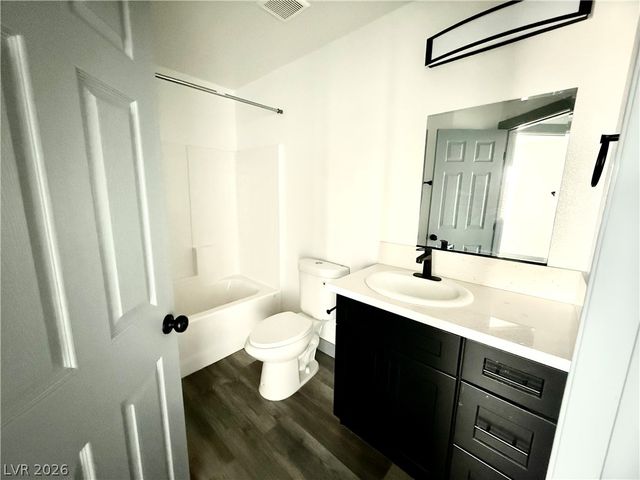 382 East Erin Street, Pahrump, NV 89048