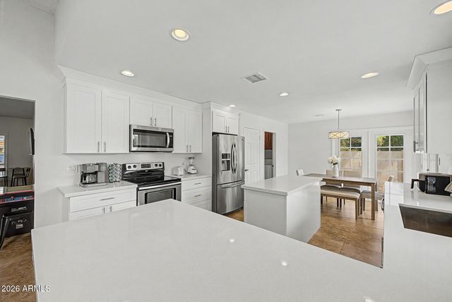 2445 S CATARINA --, Mesa, AZ 85202