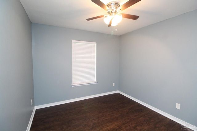 2709 Chicago Ct, Pensacola, FL 32526