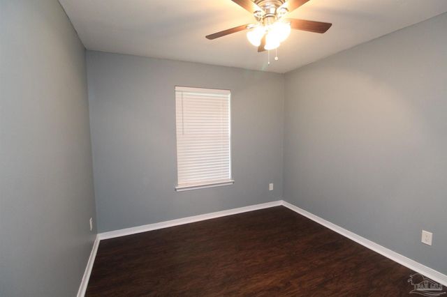 2709 Chicago Ct, Pensacola, FL 32526