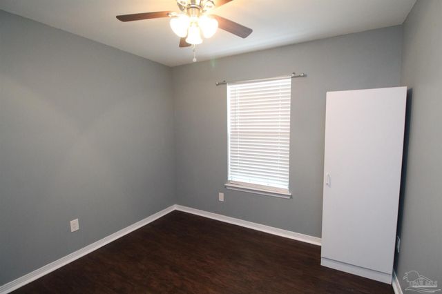 2709 Chicago Ct, Pensacola, FL 32526
