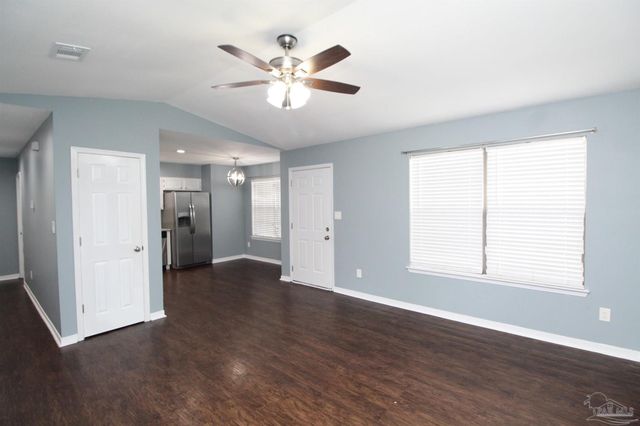 2709 Chicago Ct, Pensacola, FL 32526