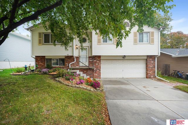 1700 W Plum Street, Lincoln, NE 68522