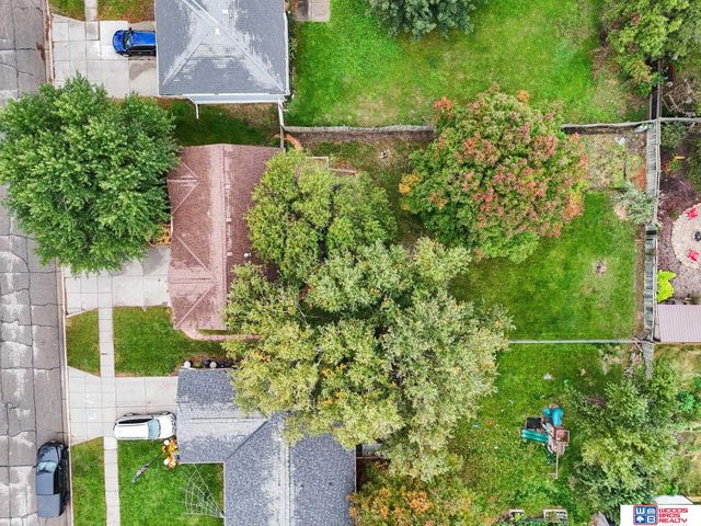 1700 W Plum Street, Lincoln, NE 68522