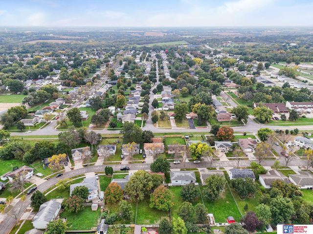 1700 W Plum Street, Lincoln, NE 68522