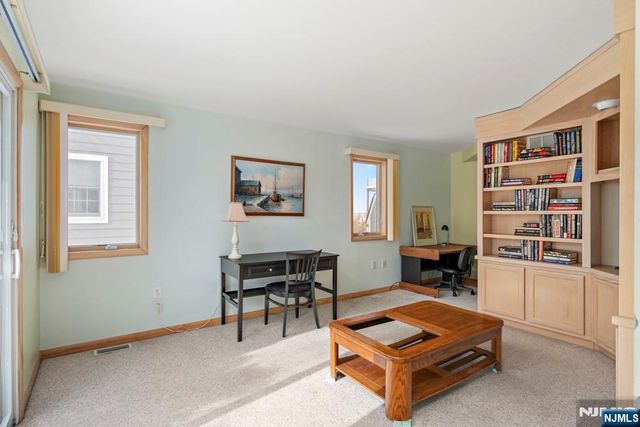 25 W Bayberry Drive, Beach Haven, NJ 08008