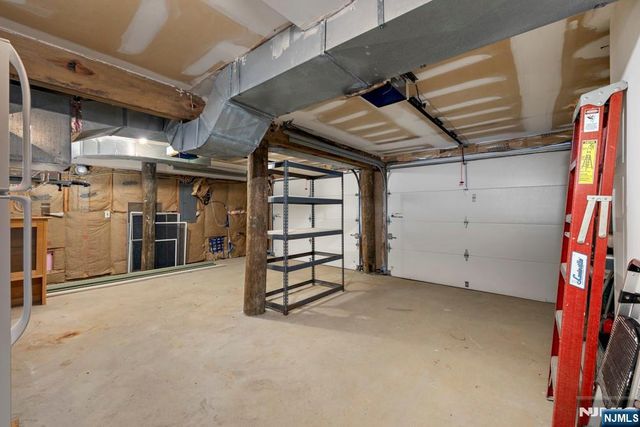 25 W Bayberry Drive, Beach Haven, NJ 08008