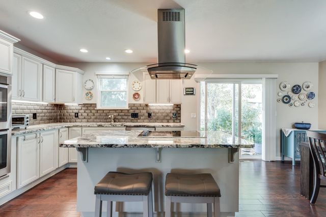 14010 E Bayley Cir, Wichita, KS 67230