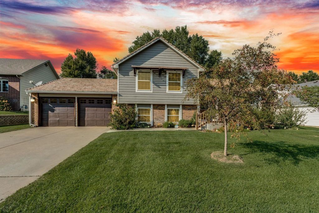 14010 E Bayley Cir, Wichita, KS 67230