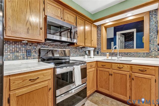 9902 Royerton Dr, Henrico, VA 23228
