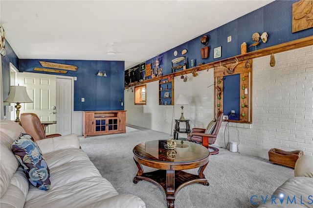 9902 Royerton Dr, Henrico, VA 23228