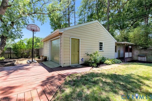 9902 Royerton Dr, Henrico, VA 23228