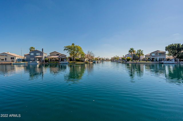 9023 W Lisbon Lane, Peoria, AZ 85382