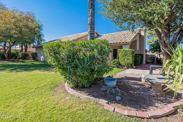 9023 W Lisbon Lane, Peoria, AZ 85382