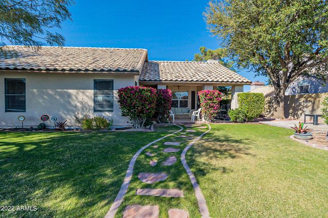 9023 W Lisbon Lane, Peoria, AZ 85382