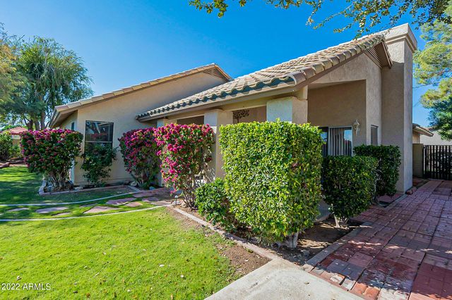 9023 W Lisbon Lane, Peoria, AZ 85382