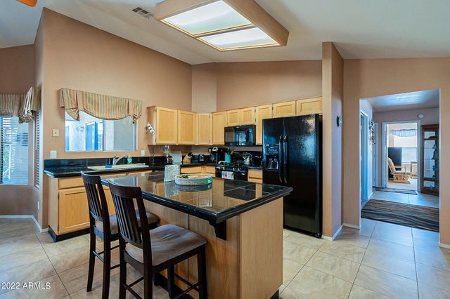 9023 W Lisbon Lane, Peoria, AZ 85382