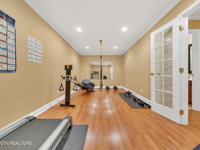 142 Center Park Lane, Oak Ridge, TN 37830