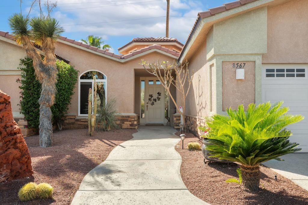 Image 4 of property listing at 8567 Summit Pass, Desert Hot Springs, CA 92240