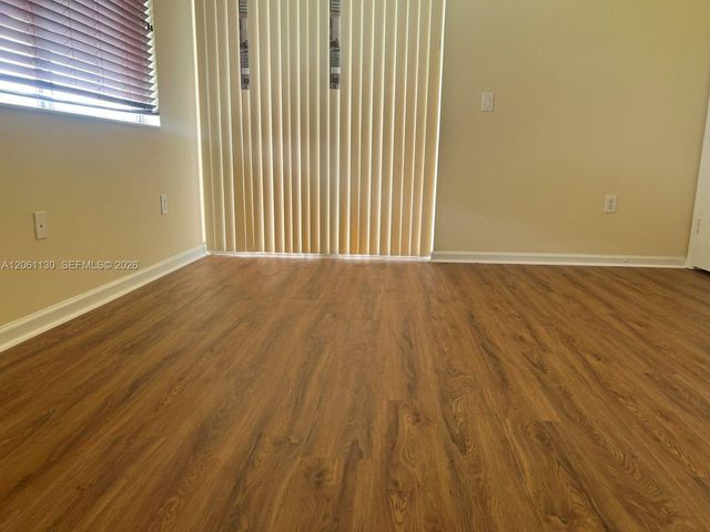 3500 Oaks Clubhouse Drive 207, Pompano Beach, FL 33069